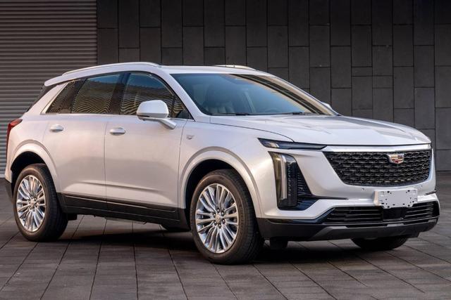 2025款凱迪拉克XT5：豪華中型SUV的新標桿！-有駕