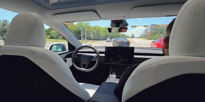 ▲特斯拉Robotaxi體驗(yàn)場(chǎng)景